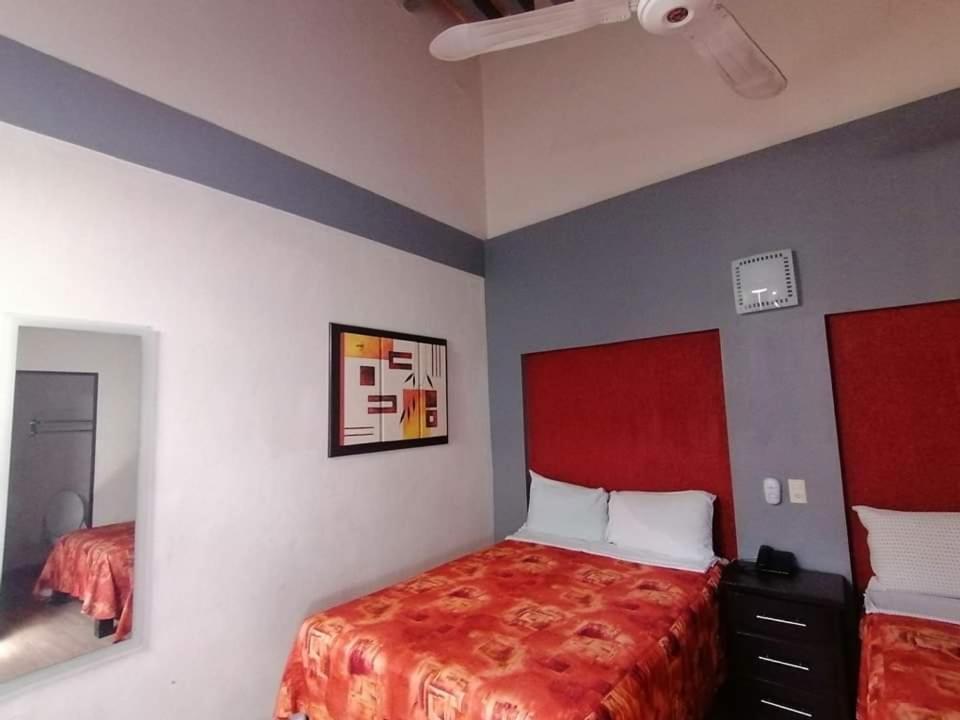Hotel Ja Centro Guadalajara Zewnętrze zdjęcie
