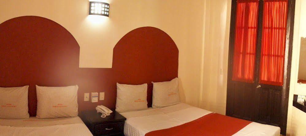 Hotel Ja Centro Guadalajara Zewnętrze zdjęcie